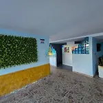 Aparta Estudio con Balcón y Vista